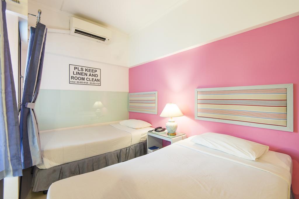 A-2 House Hostel Bangkok Exterior photo